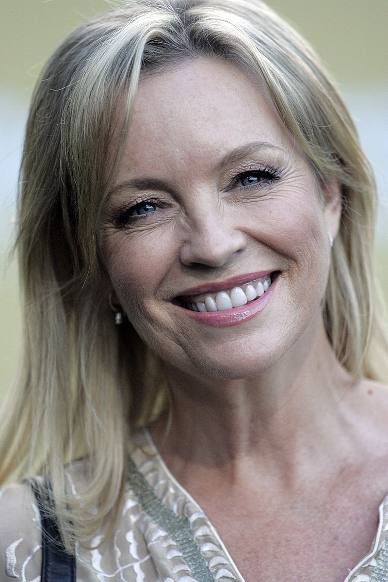 Rebecca_Gibney_(8482061062).jpg