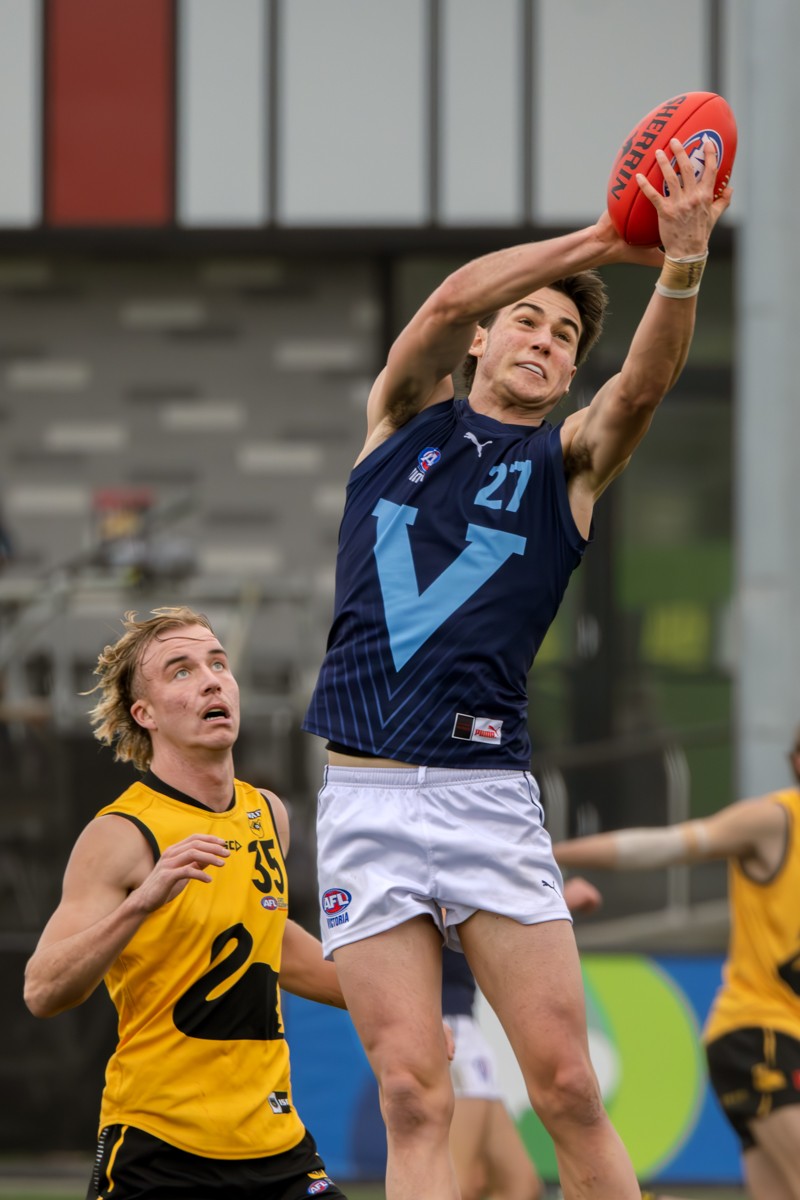 Vic Metro v WA-7.jpg