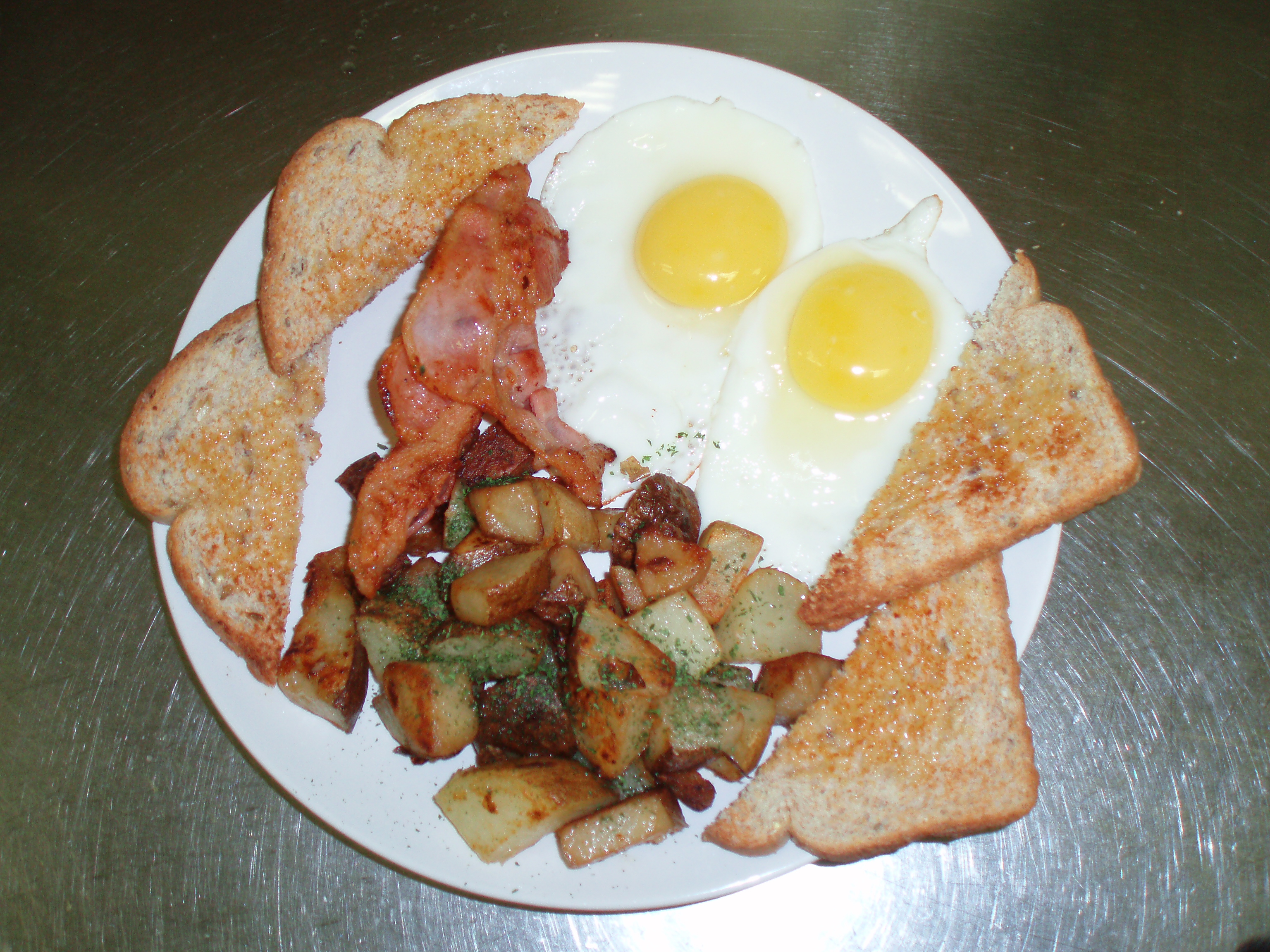 141947_5_1_CanadianBreakfast_1201625266.jpg