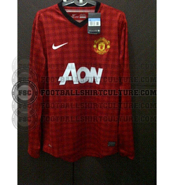 Manchester_United_12_13_nike_home_leaked_1.jpg