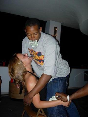 duhon_lapdance2.jpg