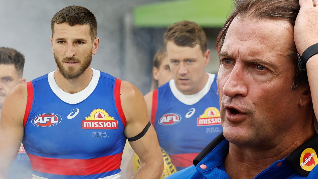 Luke Beveridge and the Bulldogs are under the pump.