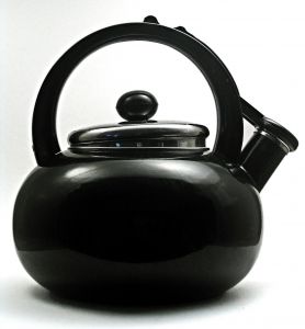 776441_black_kettle_1.jpg