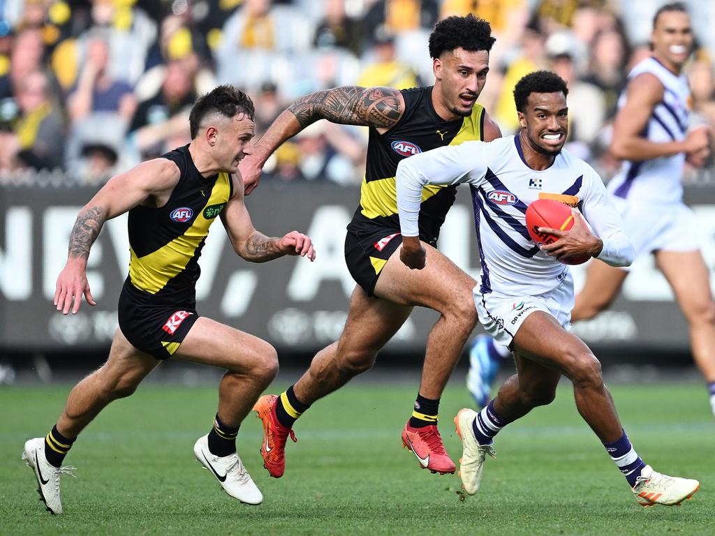 Brandon Walker on the move against the Tigers in Round 8. Picture: Daniel Pockett/Getty Images)