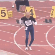 Old Person Running GIFs | Tenor