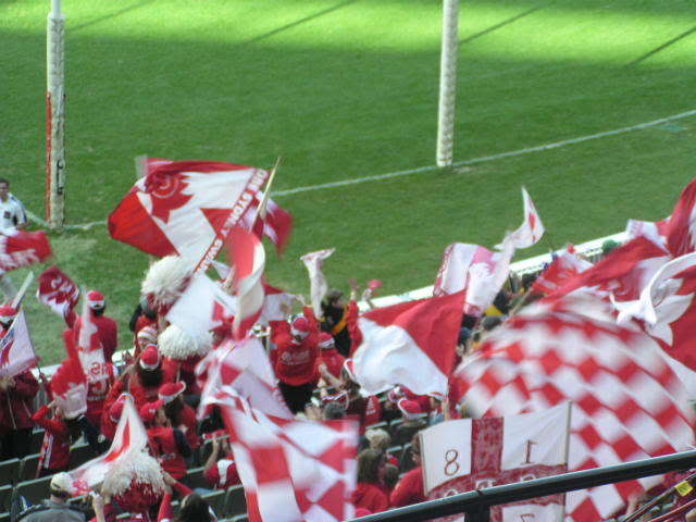 SwansCheerSquadvsRichmondMCG05.jpg