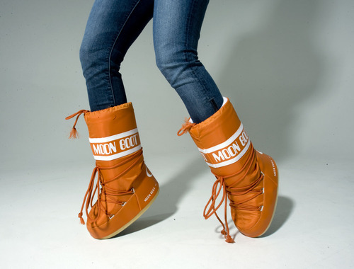 moonboots_022111~3.jpg