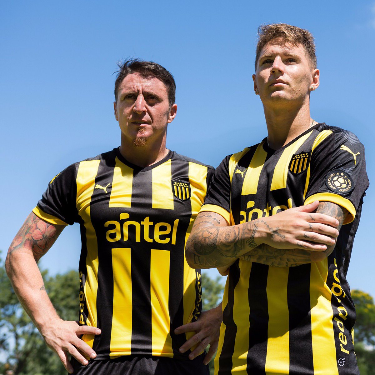 penarol_2018_puma_home_kit_a.jpg