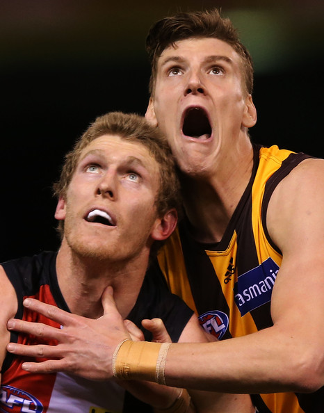 Sam+Grimley+St+Kilda+v+Hawthorn+WRGKzARQQcrl.jpg