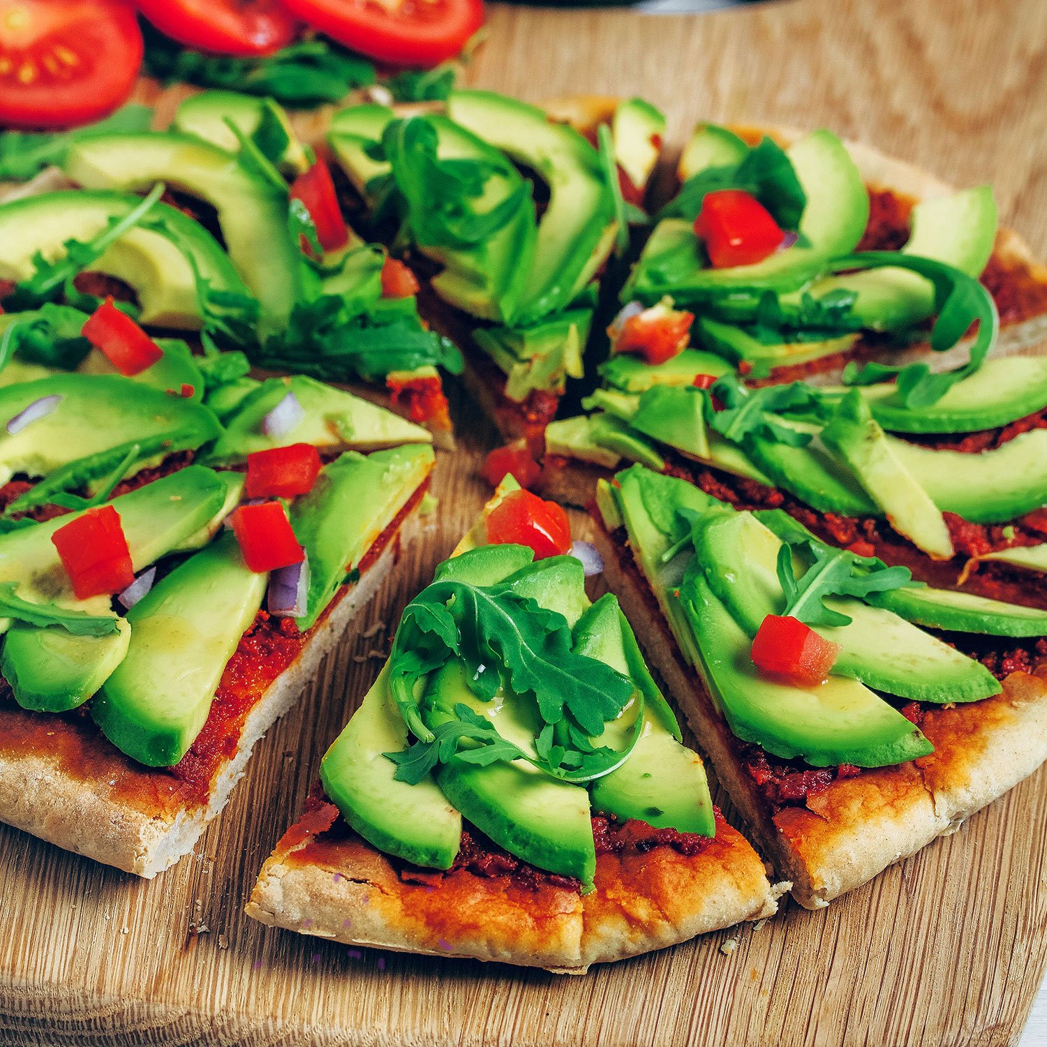 vegan-gluten-free-avocado-pizza3.jpg