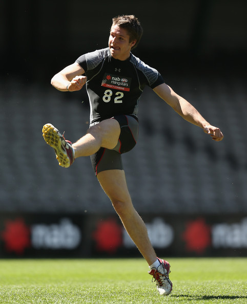 Jesse+Hogan+2012+AFL+Draft+Combine+uUL3BDITUgal.jpg