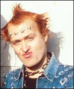 vyvyan_150_150x180.jpg