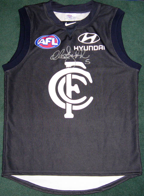 carlton-brendon-fevola-jumper-front-17cm.jpg