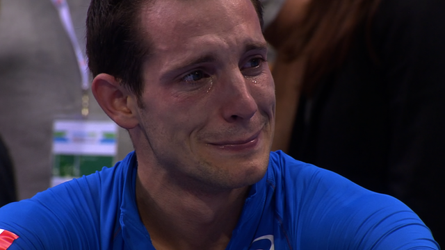 pole-vaulter-renaud-lavillenie-crying.png