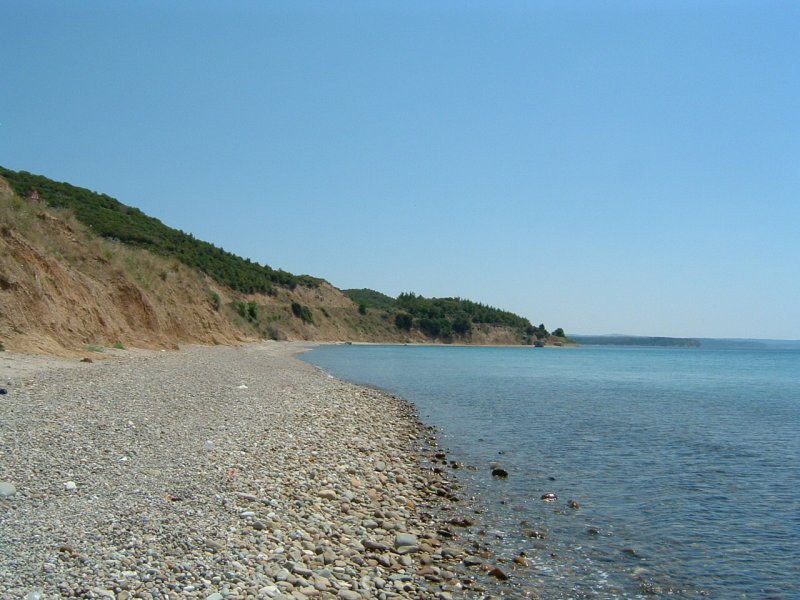 Anzac_Cove_beach_2004.jpg