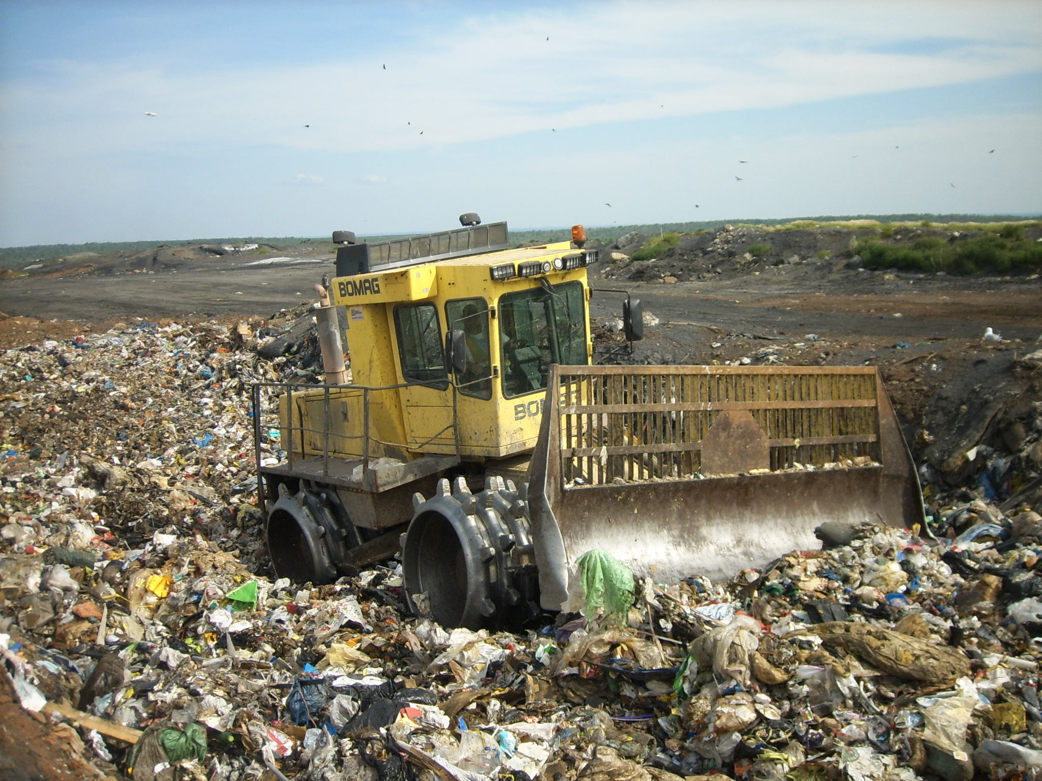 Landfill-packer.jpg