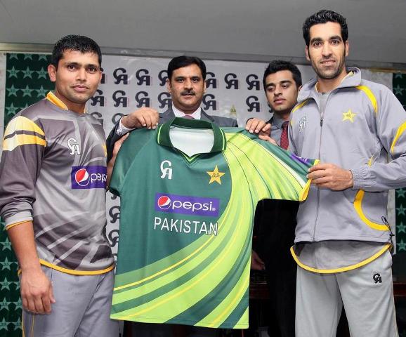 Pakistan-team-kit-for-India-series-2012.jpg