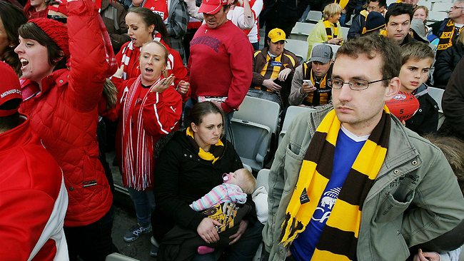 516580-grand-final-fans.jpg