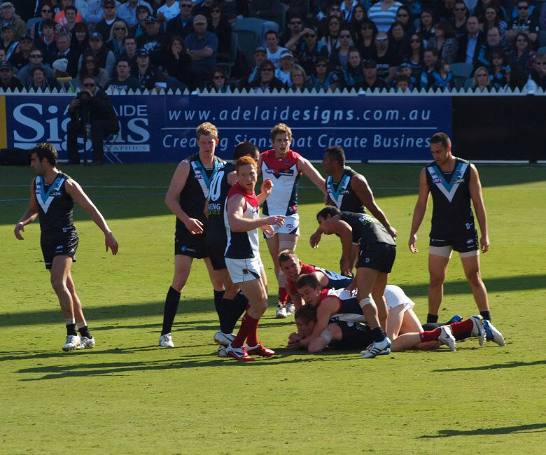 2011_outer_army_adelaide_oval192.jpg