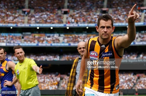 491127552-luke-hodge-of-the-hawks-wins-the-coin-toss-gettyimages.jpg