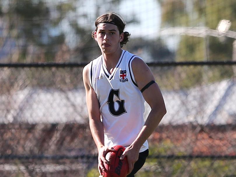 Bazzo in action for Guildford Grammar last season.