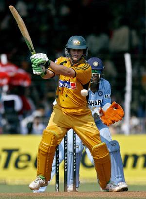 adam_gilchrist_narrowweb__300x409,0.jpg