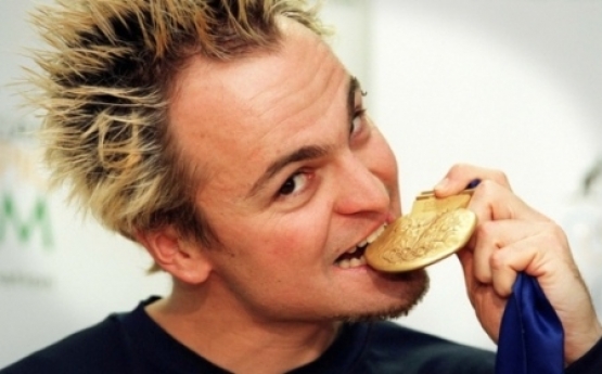 stevenbradbury-450-2-555x345.jpg