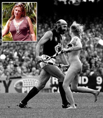 Helen-DAmicos-nude-dash-in-the-1982-AFL-grand-final-5989942.jpg