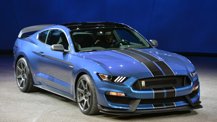 01-2016-shelby-gt350r-detroit-1.jpg