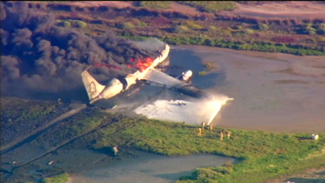 ca.military.plane.crash.kabc.640x360.jpg