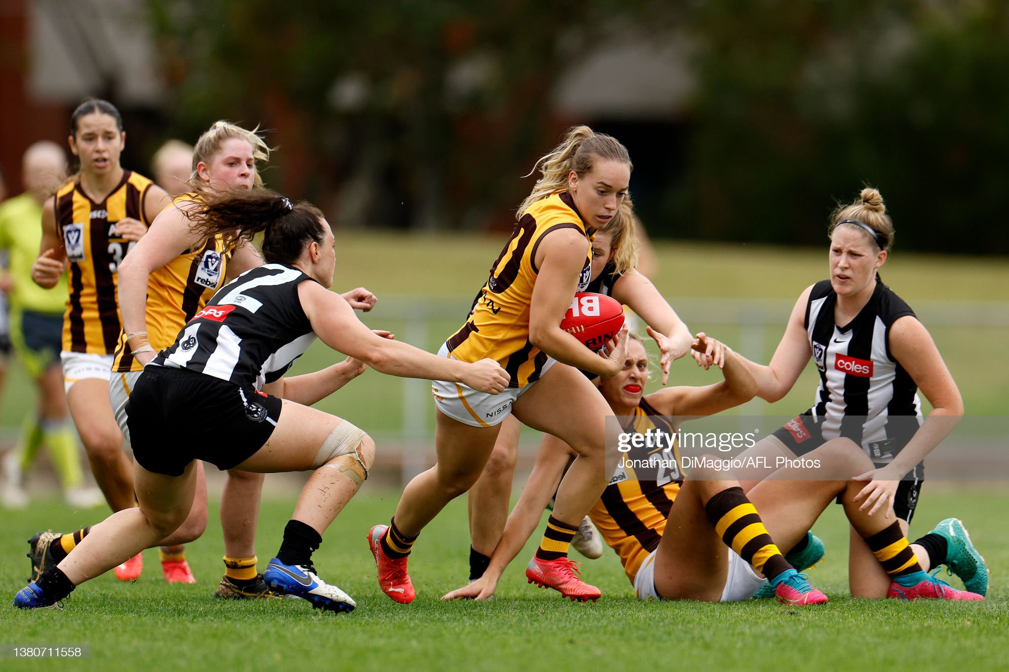 montana-beruldsen-of-the-hawks-in-action-during-the-round-four-vflw-picture-id1380711558