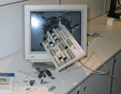 052406_computer_smash.gif