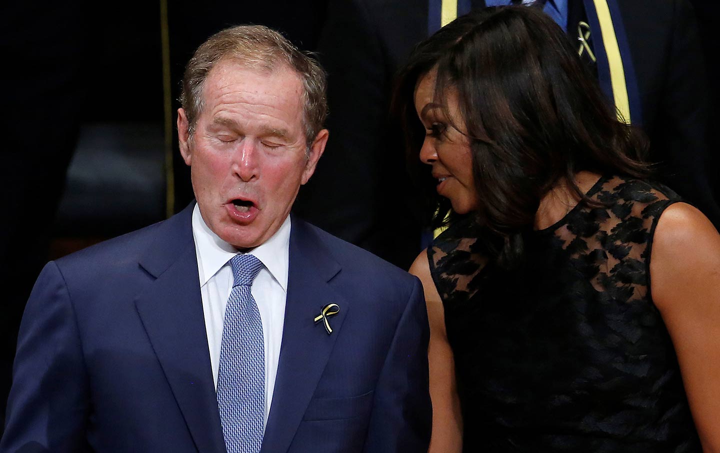 michelle-obama-george-bush-bff-rtr-img.jpg