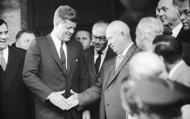 khrushchev-kennedy_2528080a.jpg