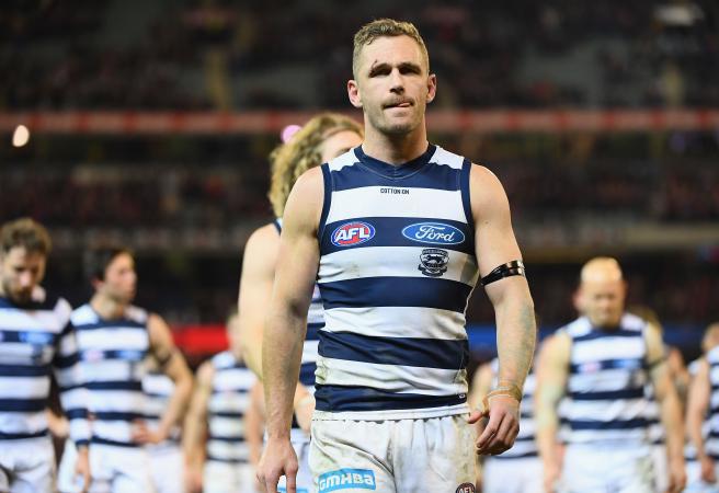 joel-selwood-leaves-the-field--1536361711_656x450.jpg