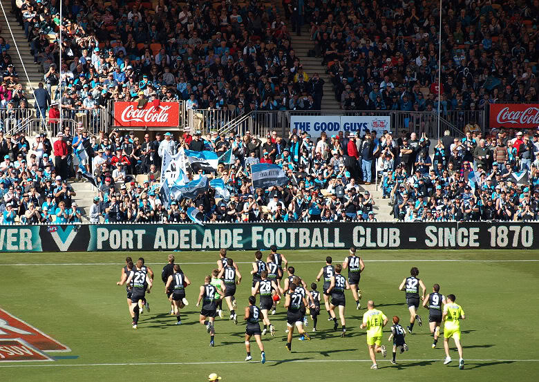 2011_outer_army_adelaide_oval180.jpg