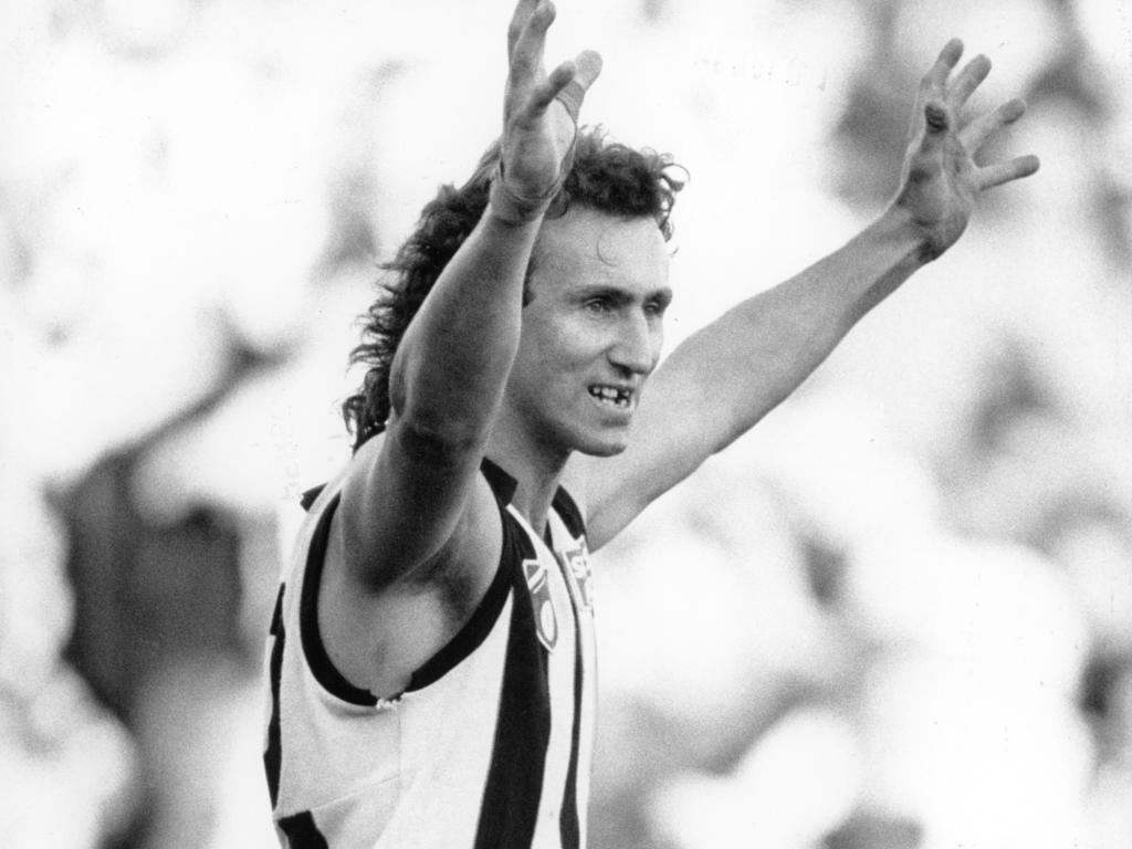 Peter Daicos celebrates an amazing goal in the 1990 Qualifying Final, one of many in a career full of highlights.