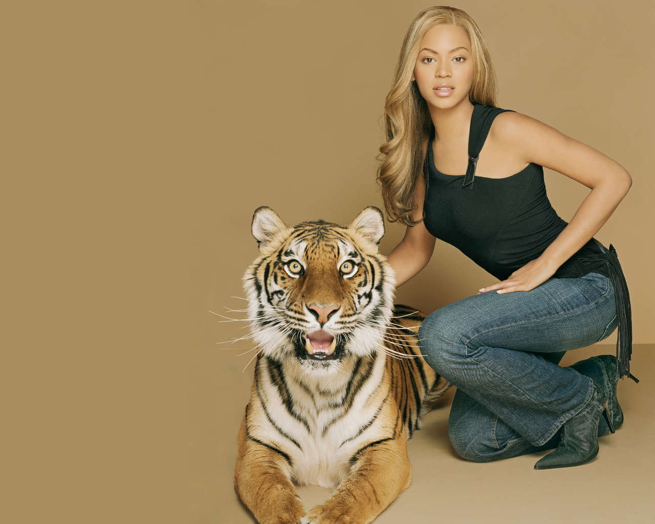 Beyonce_and_lion_by_babylove25.jpg