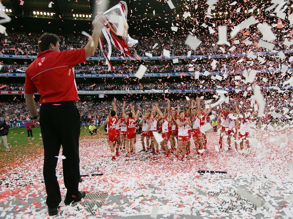 McLean met with Sydney players on a pre-season camp in 2003, helping craft the culture that led to the drought-breaking 2005 premiership. Picture: Adam Pretty/Getty Images