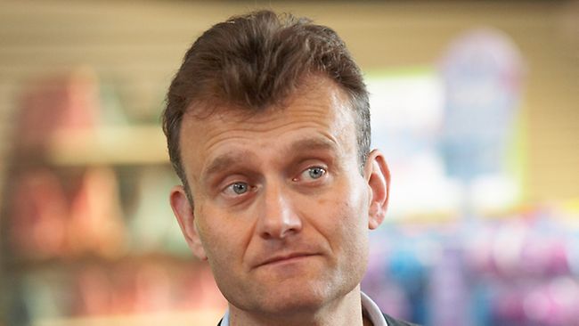 991946-hugh-dennis.jpg