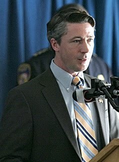 thewirecarcetti.jpg