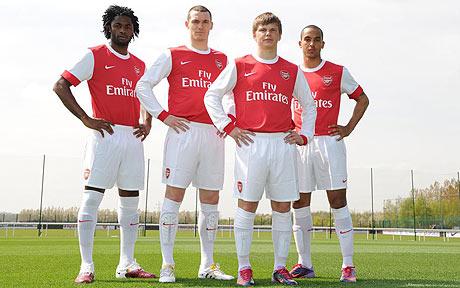 new-arsenal-home-football-kit.jpg