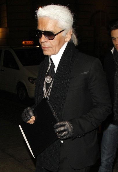 Karl+Lagerfeld+Arriving+Top+Secret+Photo+Shoot+3sGFqBdPHMvl.jpg