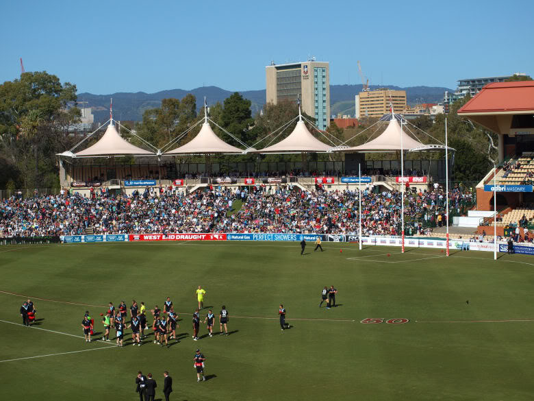 2011_outer_army_adelaide_oval137.jpg