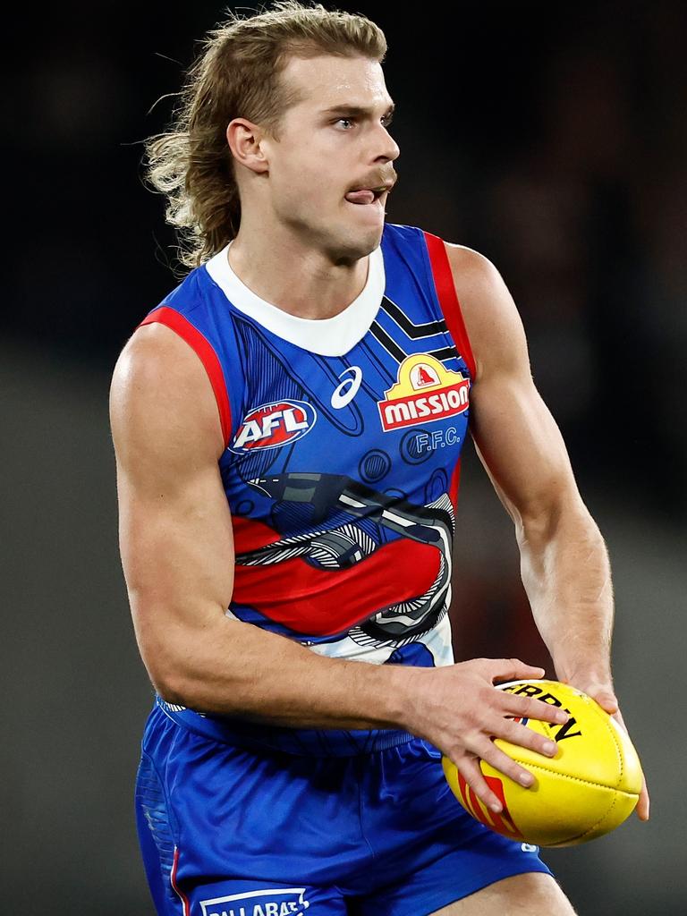 Smith in action for the Western Bulldogs. Picture: Michael Willson/AFL Photos via Getty Images