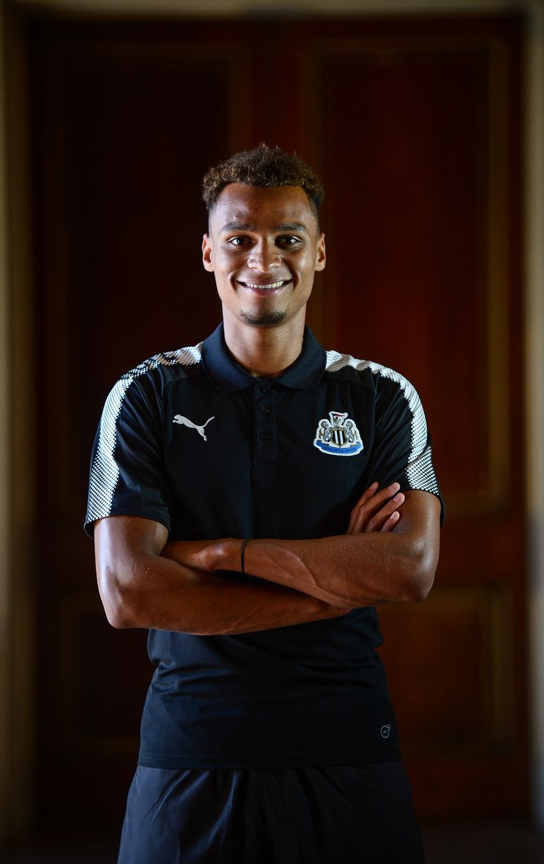 Newcastle-United-Unveil-New-Signing-Jacob-Murphy.jpg