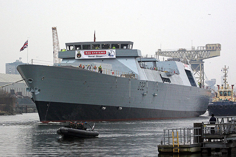 800px-HMS_Daring_at_Scotstoun.JPG