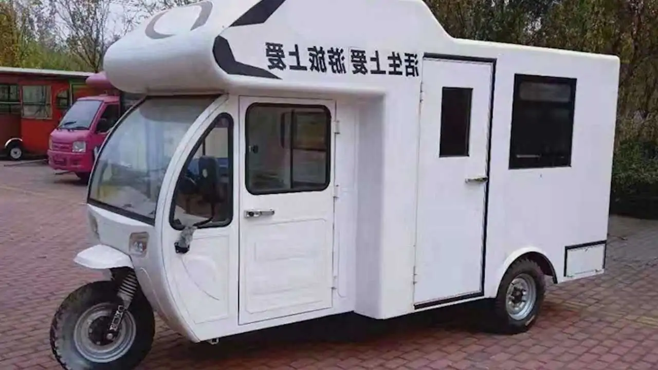 everbright-electric-three-wheeled-rv.webp