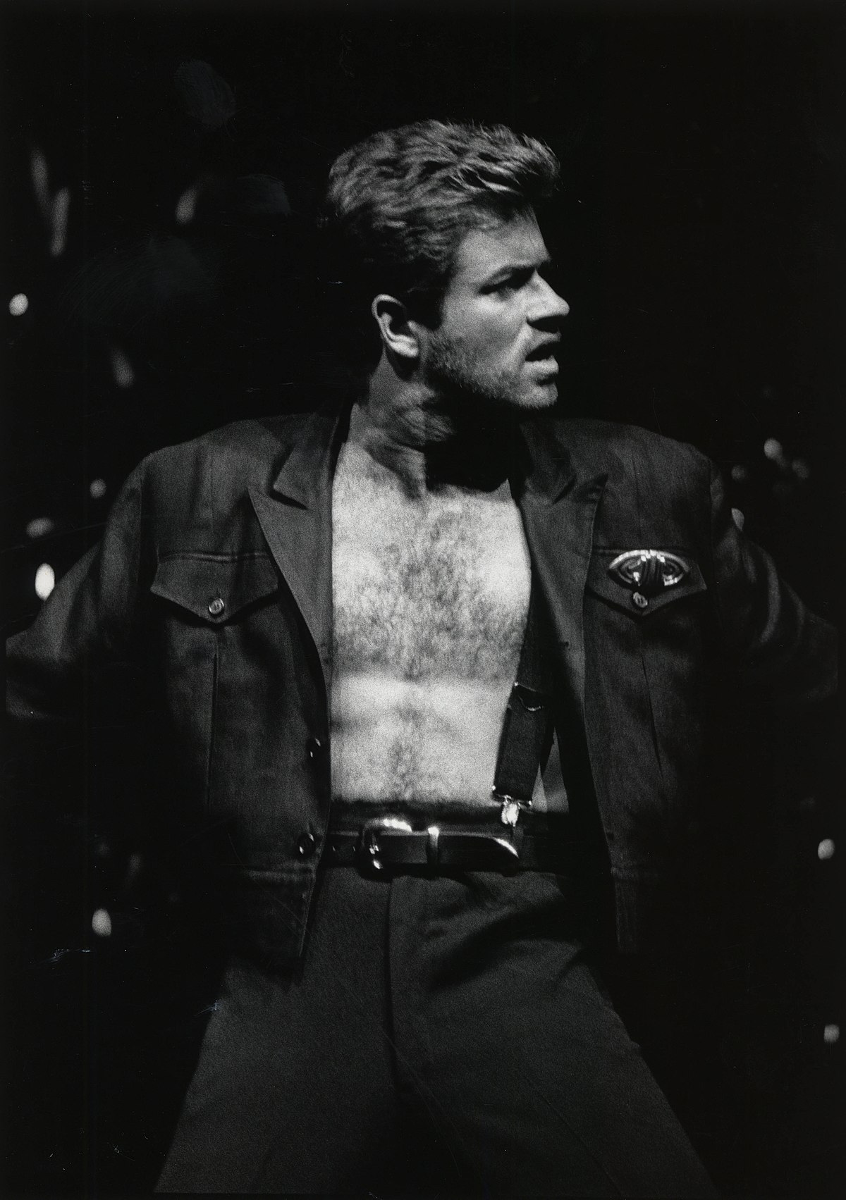 1200px-George_Michael.jpeg