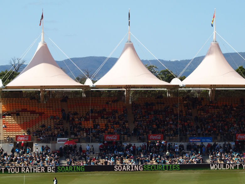 2011_outer_army_adelaide_oval125.jpg